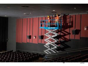 Genie GS-3232 E-Drive Slab Scissor Lifts — view 1