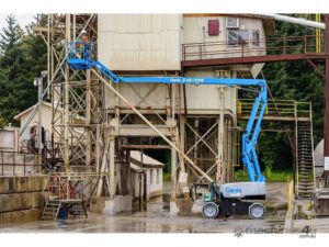 Hybrid Genie Boom! – Z-60 FE Articulated Boom Lifts — view 3