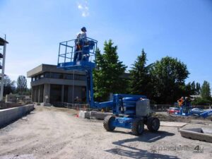 Genie Z-51/30J RT Articulated Boom Lifts — view 3
