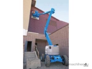 Genie Z-34/22 IC Articulated Boom Lifts — view 2